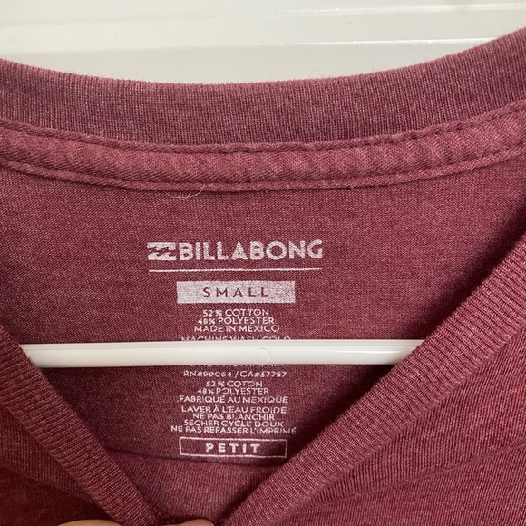 Billabong red shirt - Picture 2 of 2